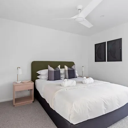 Luxury Living With Views -By Kosh Bnb Villa Hamilton Exterior photo