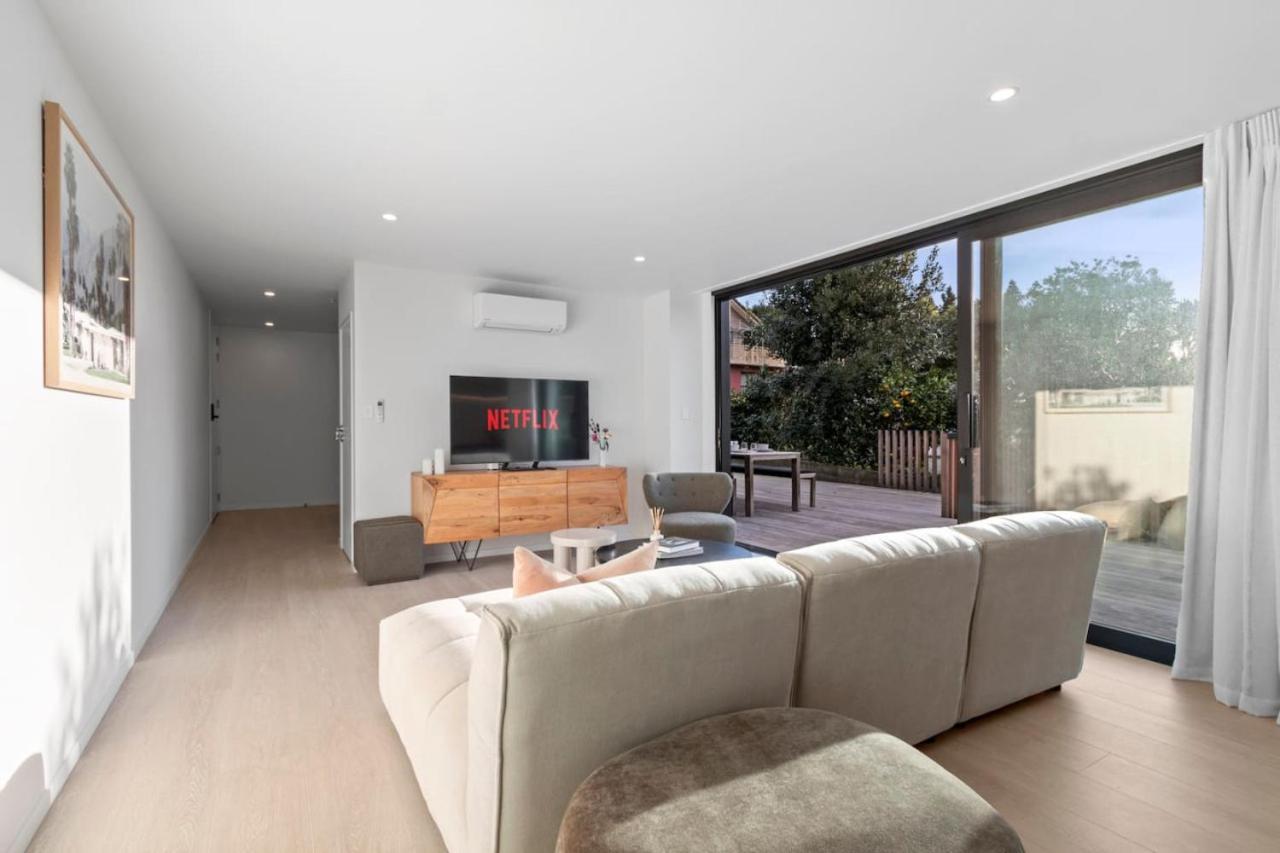 Holiday home Luxury Living With Views -by Kosh Bnb